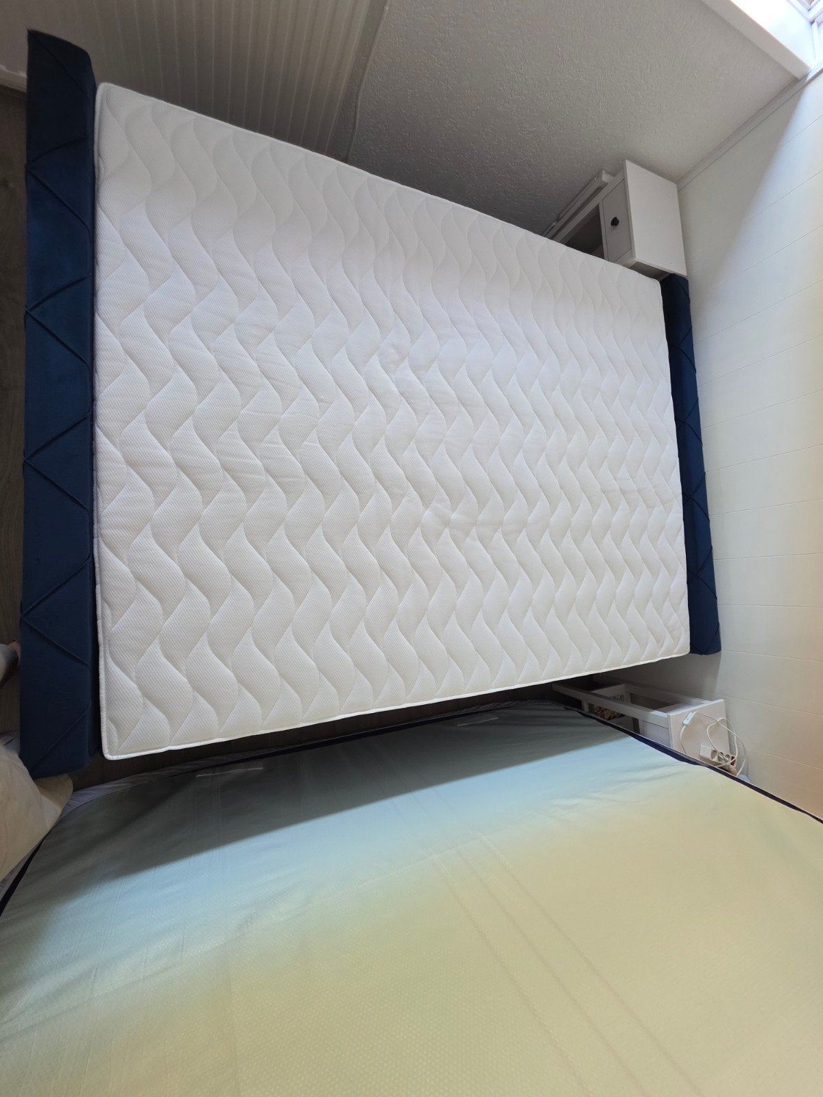 Zo goed als nieuw tweepersoonsbed met matras, Ophalen, Blauw, Tweepersoons, Zo goed als nieuw