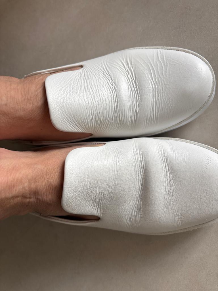 Witte Blackstone instappers - Maat 37/ 38, Kleding | Dames, Schoenen, Ophalen of Verzenden, Gedragen, Wit, Instappers