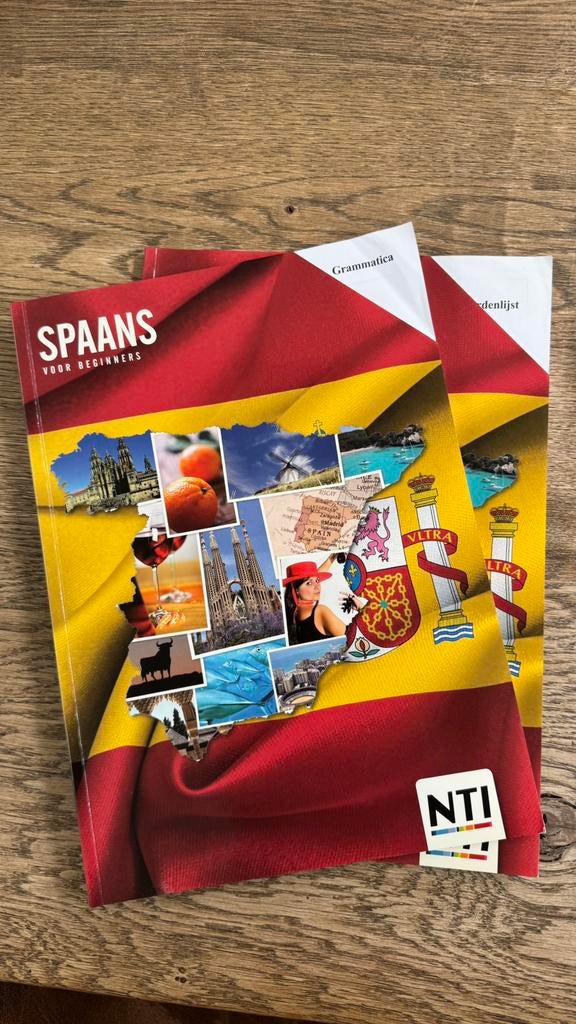 Complete cursus Spaans voor beginners van NHA met cd’s!, Boeken, Ophalen of Verzenden, Zo goed als nieuw