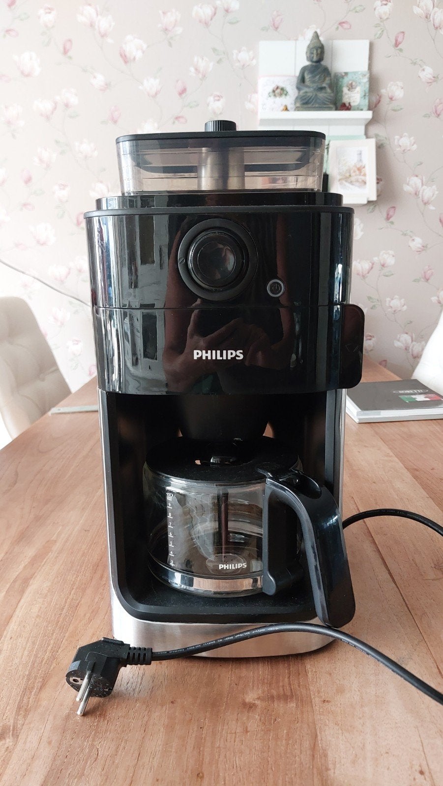 Philips Grind & Brew Koffiezetapparaat met bonenmaler, Witgoed en Apparatuur, Koffiezetapparaten, Ophalen