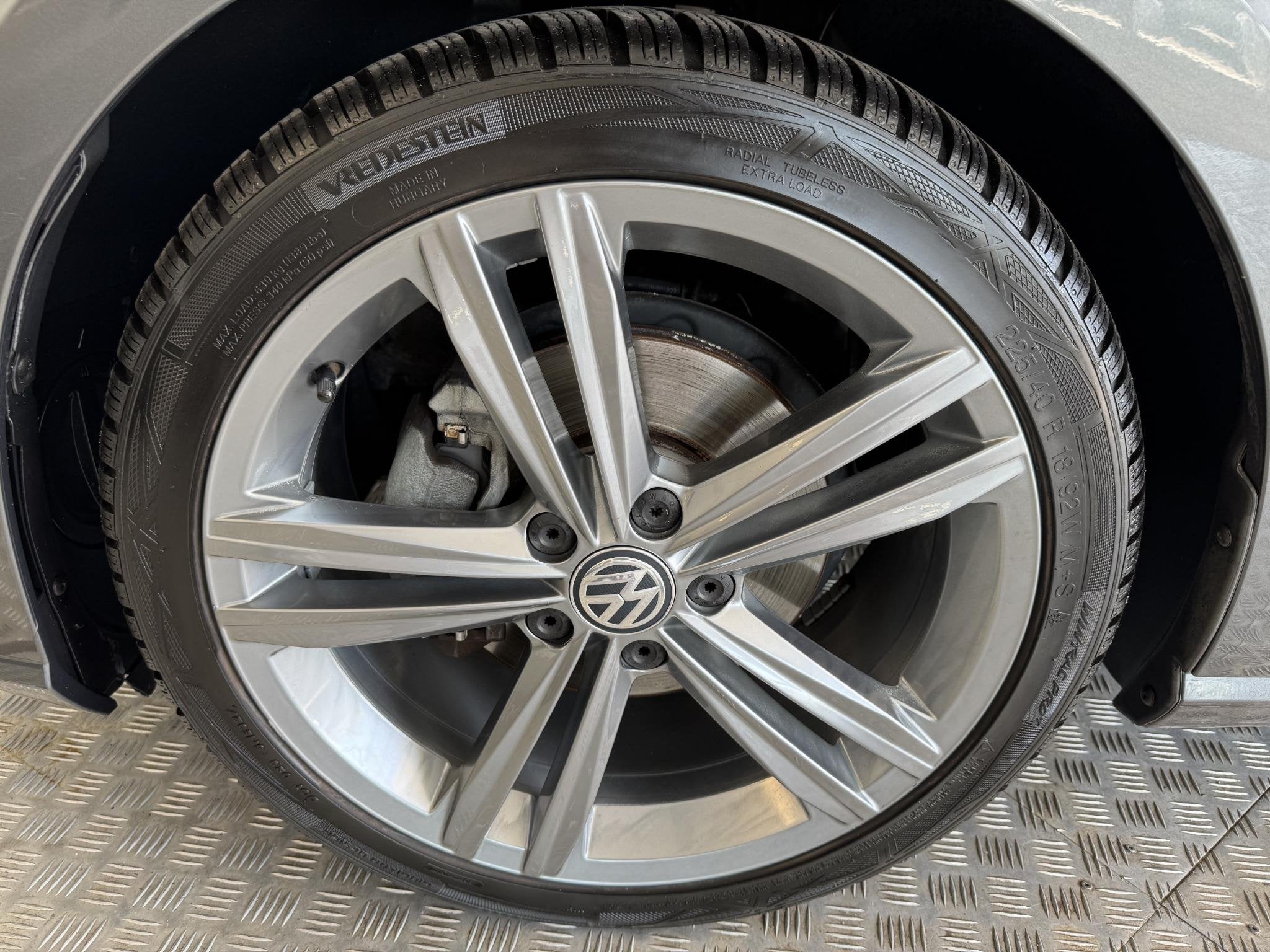 Volkswagen Golf 1.5 TSI Comfortline Business 18" inch wielen, Auto's, Voorwielaandrijving, 4 cilinders, Automatische klimaatregeling
