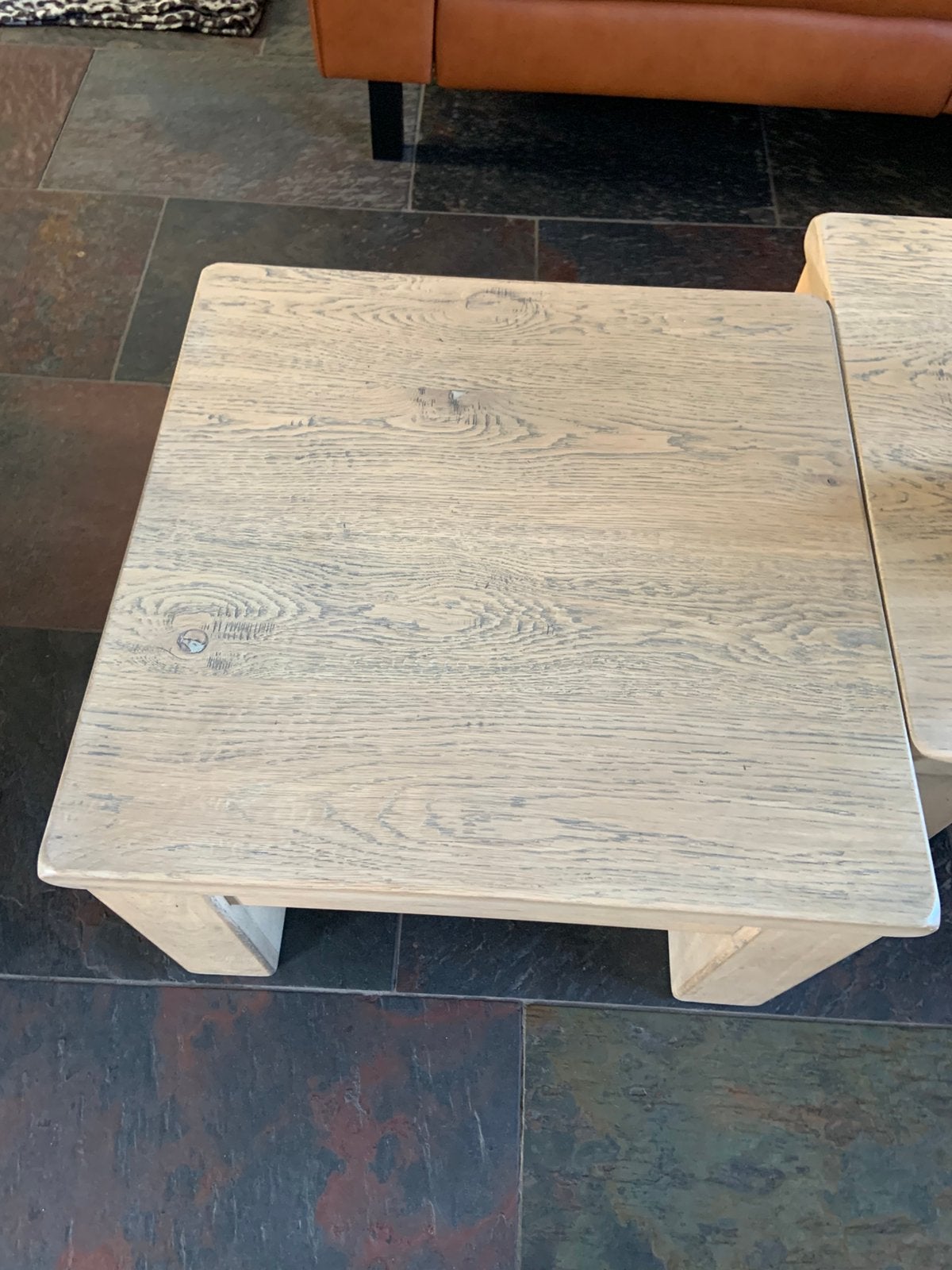 2 hoektafeltjes BKS 60x60 cm € 100,-, Ophalen, 50 tot 100 cm, 50 tot 100 cm, Zo goed als nieuw