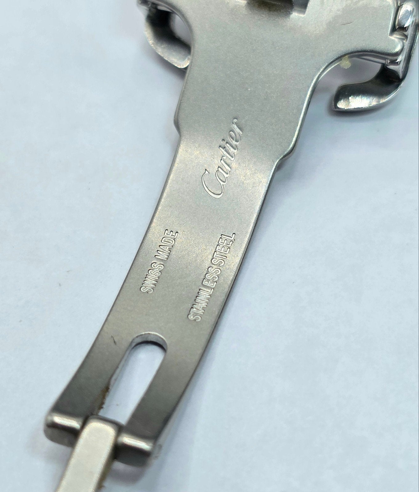 Cartier Horloge Clip sluiting 18 mm
in goed gebruikte staat, Staal, Cartier, ., Ophalen of Verzenden