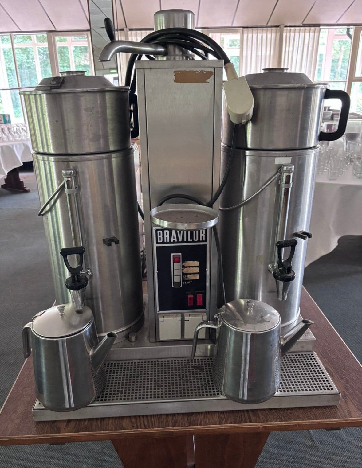 Bravilor- groot koffiezetapparaat voor horeca/ kantine, Ophalen, Gebruikt