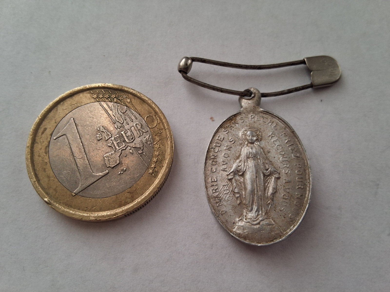 Miraculeuze Medaille aan Veiligheidsspeld - Maria, Ophalen of Verzenden