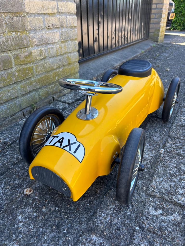Leuke taxi loopauto metaal, Gebruikt, Loopvoertuig, Info@geenidee.nl, Ophalen of Verzenden