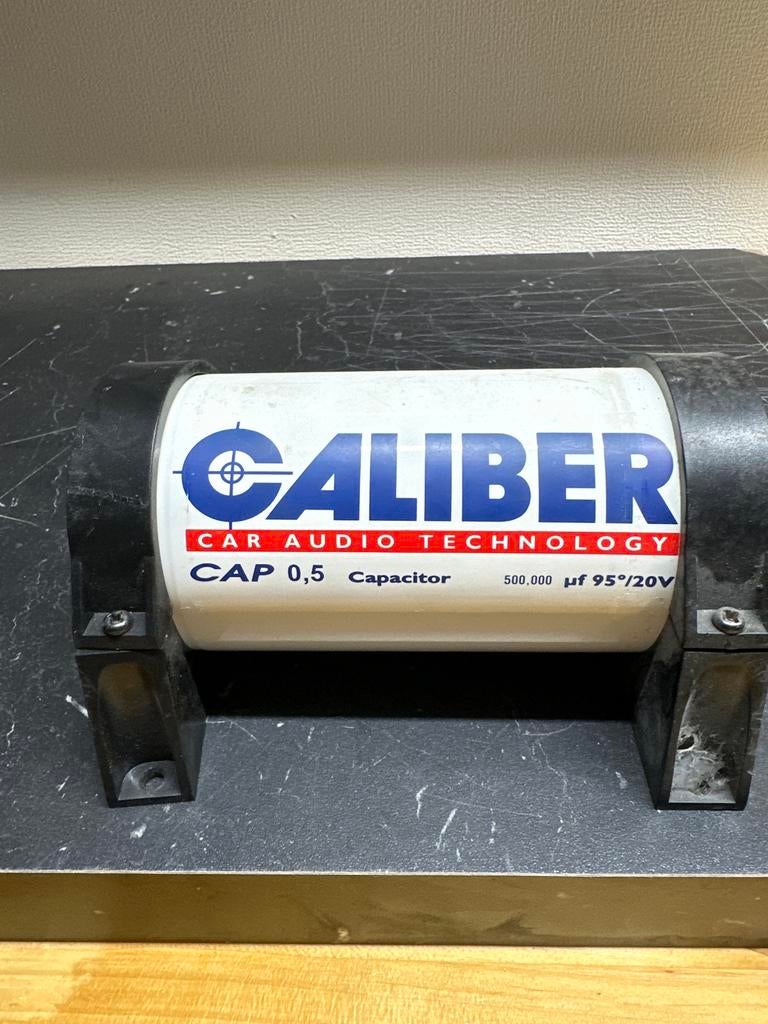 Caliber condensator 0,5 Farad voor auto stereo, Auto diversen, Ophalen of Verzenden, Gebruikt