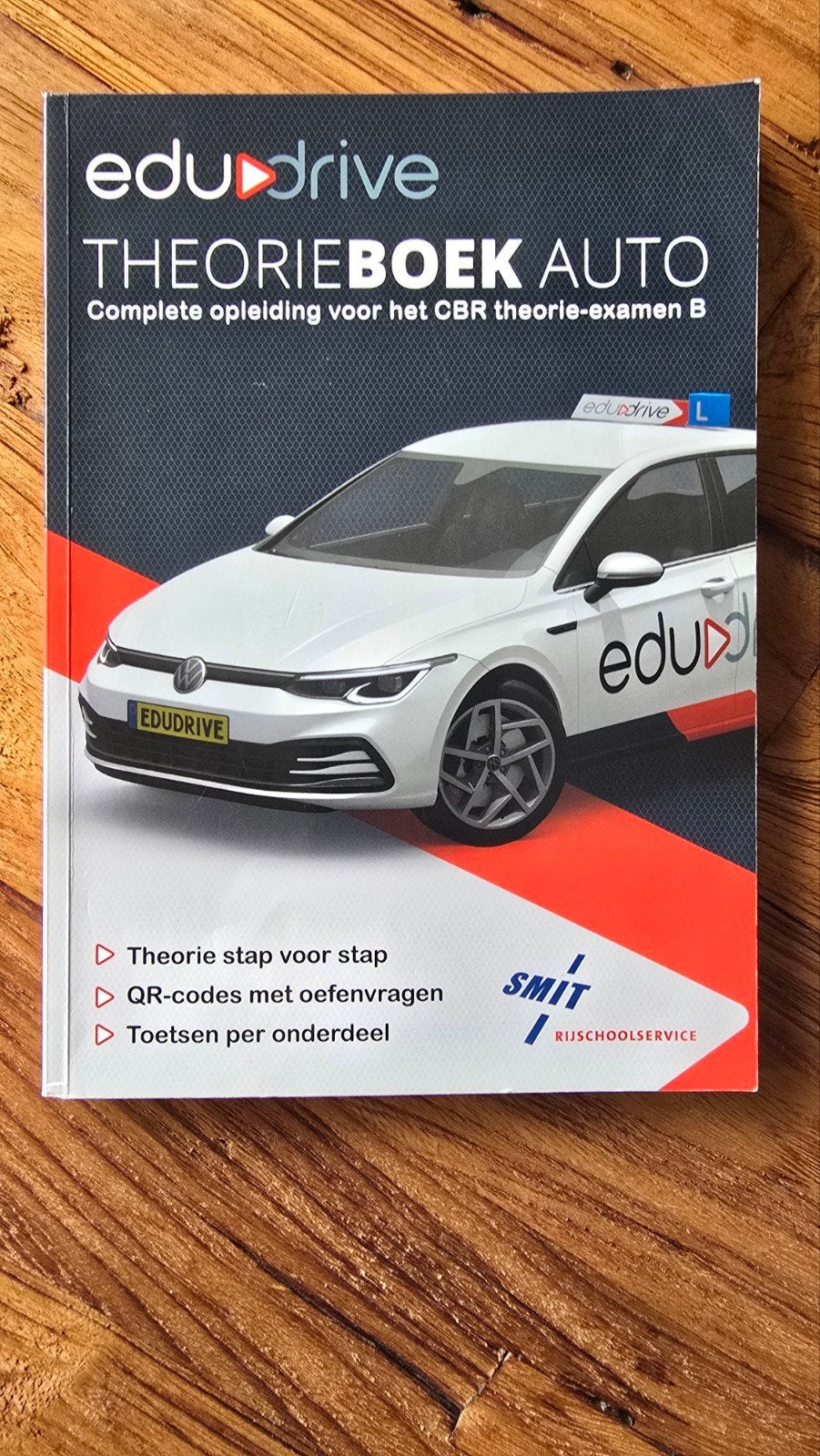 EDUDrive Theorieboek Auto - CBR theorie-examen B, Boeken, Ophalen of Verzenden, Zo goed als nieuw, Algemeen, EDUDrive
