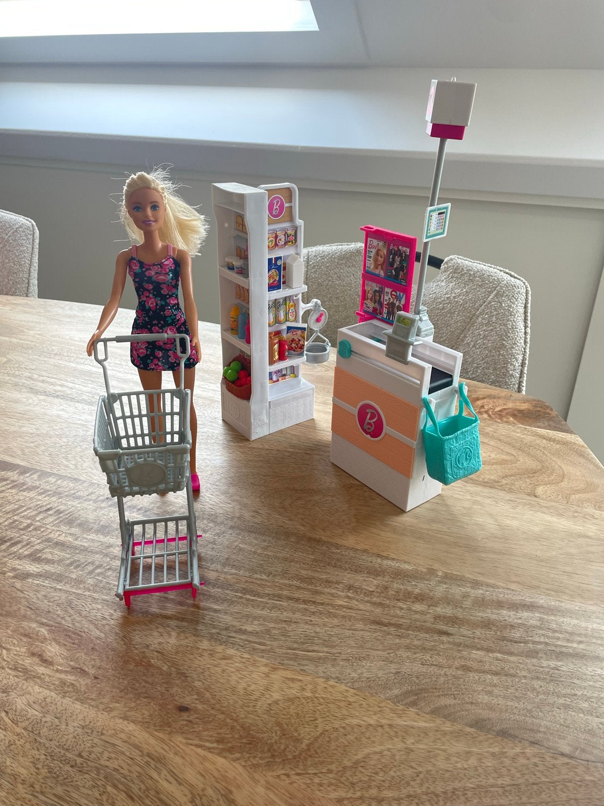 Barbie supermarkt speelset met pop en accessoires, Ophalen, Gebruikt, Barbie