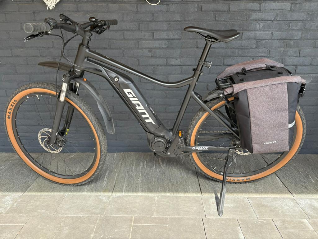 Elektrische Giant Mountainbike, Ophalen, Zo goed als nieuw, 30 tot 50 km per accu, Giant