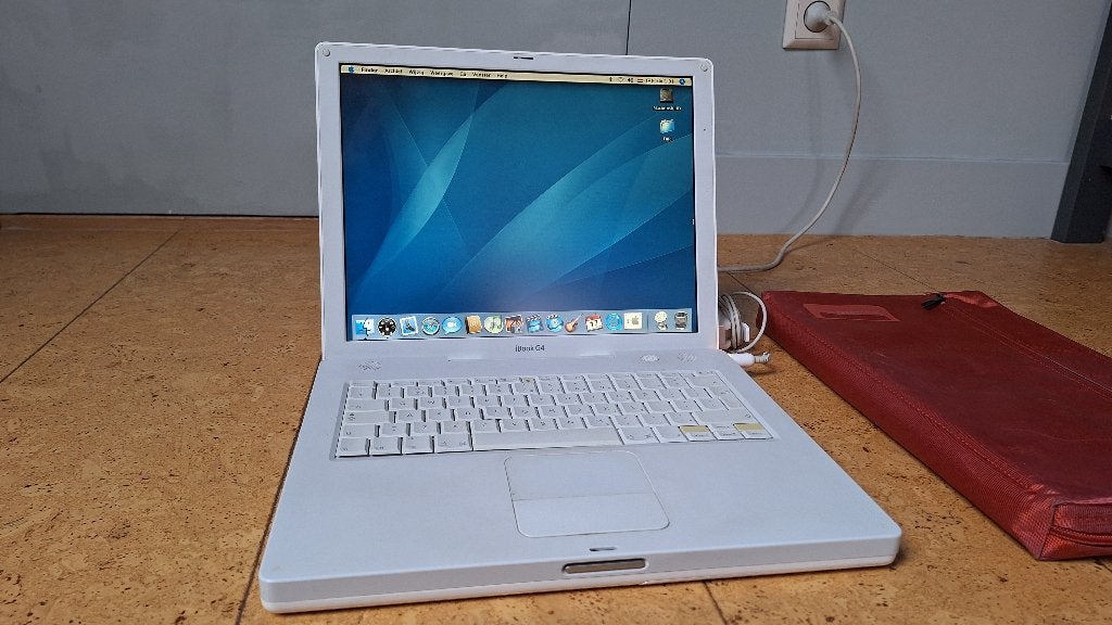 Apple iBook G4 (14-inch) Werkt perfect incl oplader, Computers en Software, Gebruikt, Overige modellen, Minder dan 4 GB, Qwerty