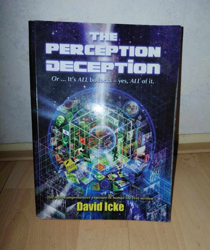 David Icke - The Perception Deception, Ophalen of Verzenden, Gelezen, Spiritualiteit algemeen, Achtergrond en Informatie