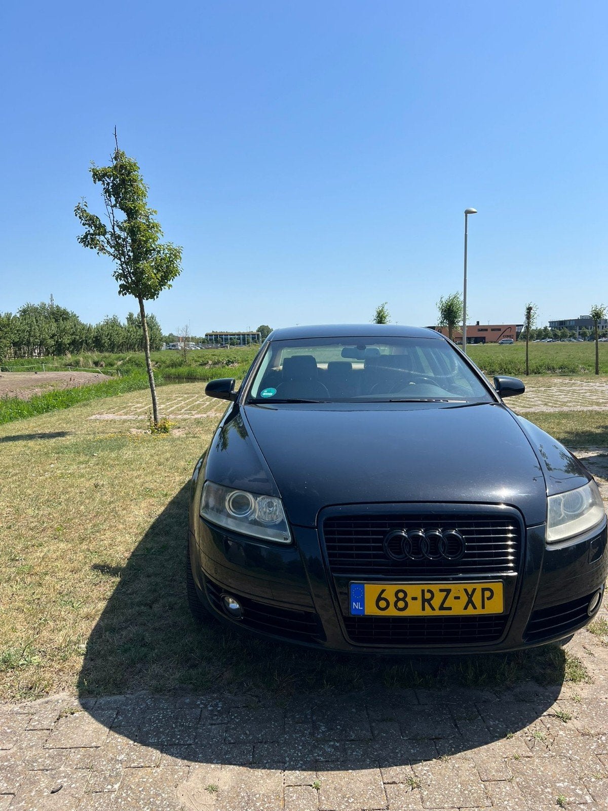Audi A6 2.4 V6 130KW Multitronic 2005 Zwart, 1800 kg, Zwart, Bruin, Particulier