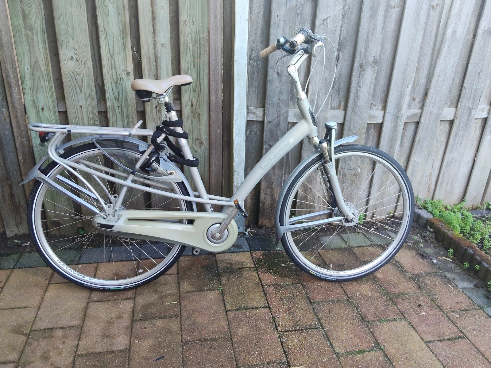 Batavus Mambo damesfiets met fietstassen, Fietsen en Brommers, Gebruikt, Versnellingen, Batavus, 56 cm of meer