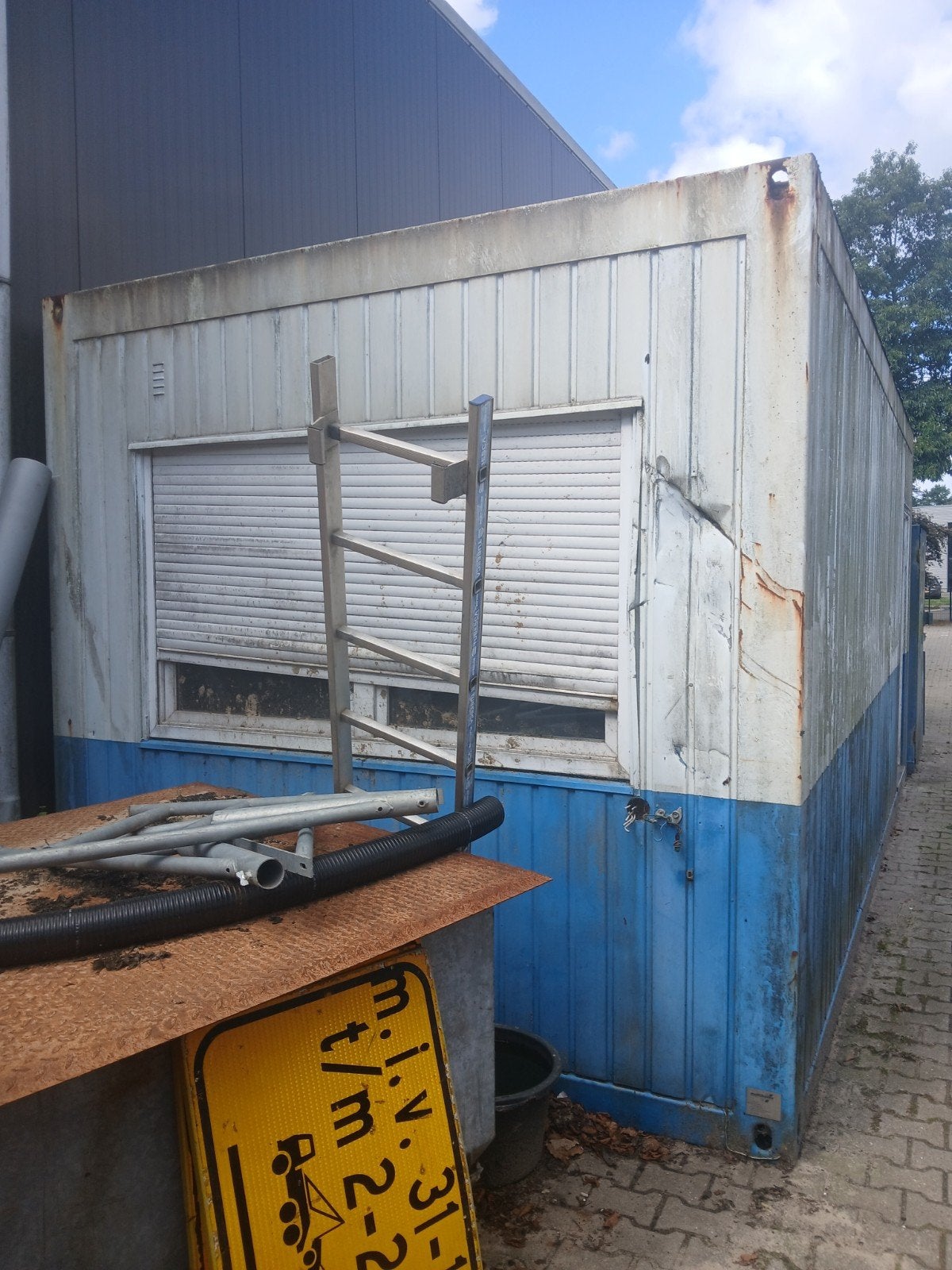 Multihome Kantoorunit / Opslagcontainer, Ophalen