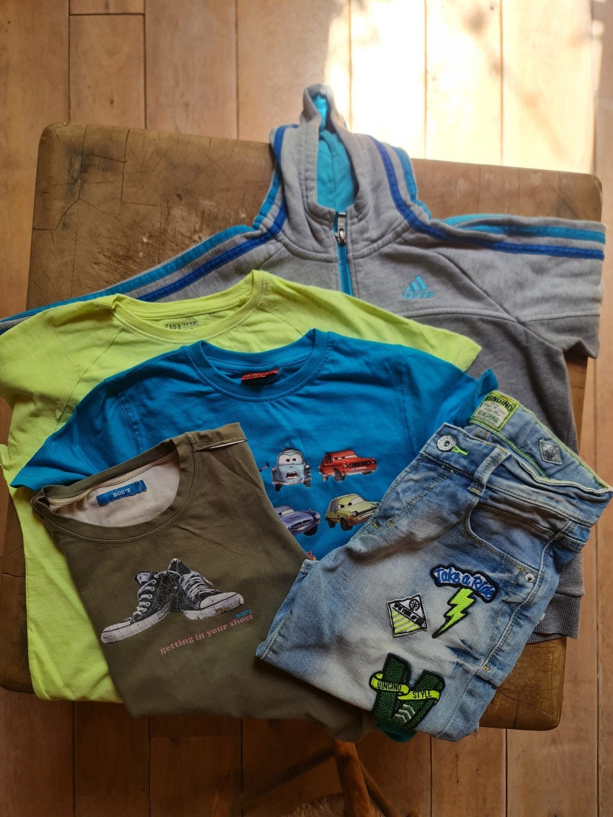 Jongens kledingpakket maat 128 (Adidas, Vingino, Zara), Ophalen of Verzenden, Gebruikt, Jongen