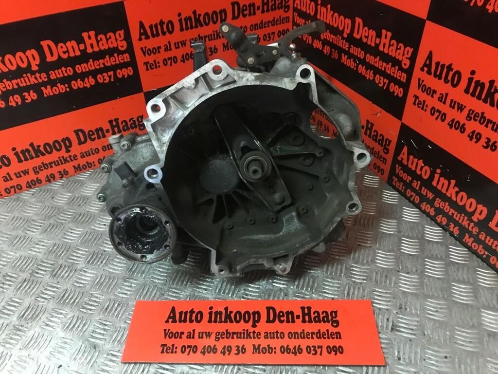 Volkswagen Polo 9N ('01-'09) 1.2 8V Versnellingsbak GER, Auto-onderdelen, Transmissie en Toebehoren, Gebruikt, Volkswagen, Ophalen of Verzenden