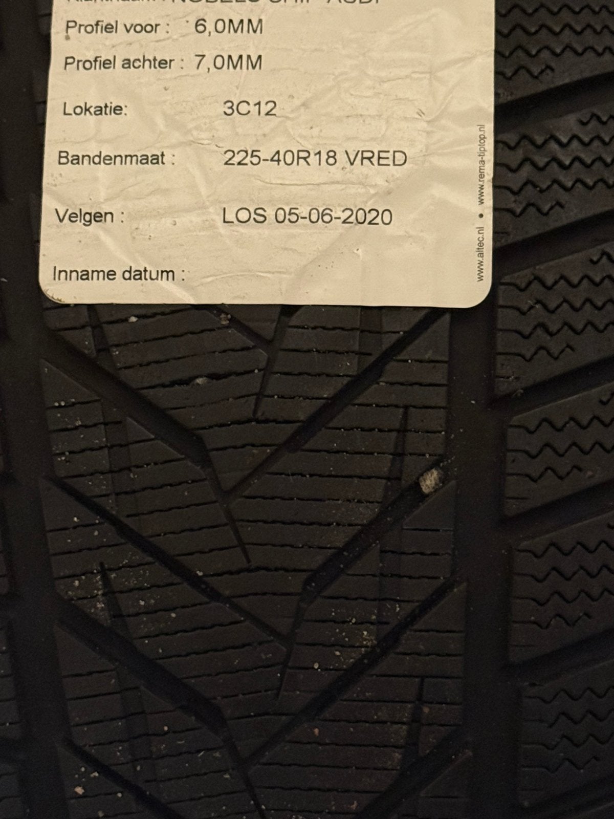 3 winterbanden 18 inch, Auto-onderdelen, Banden en Velgen, Ophalen, Banden en Velgen, Personenwagen, 20 inch
