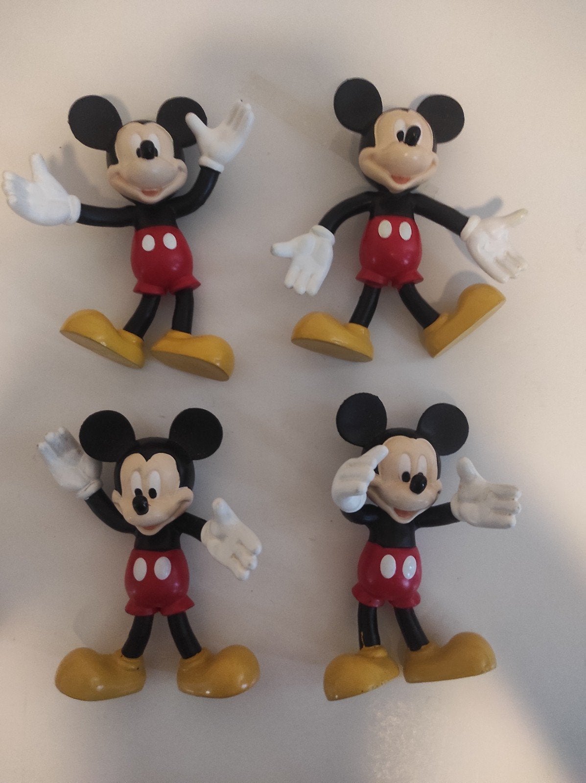 Mickey Mouse Bendable 4x, Ophalen of Verzenden, Mickey Mouse, Zo goed als nieuw, Beeldje of Figuurtje