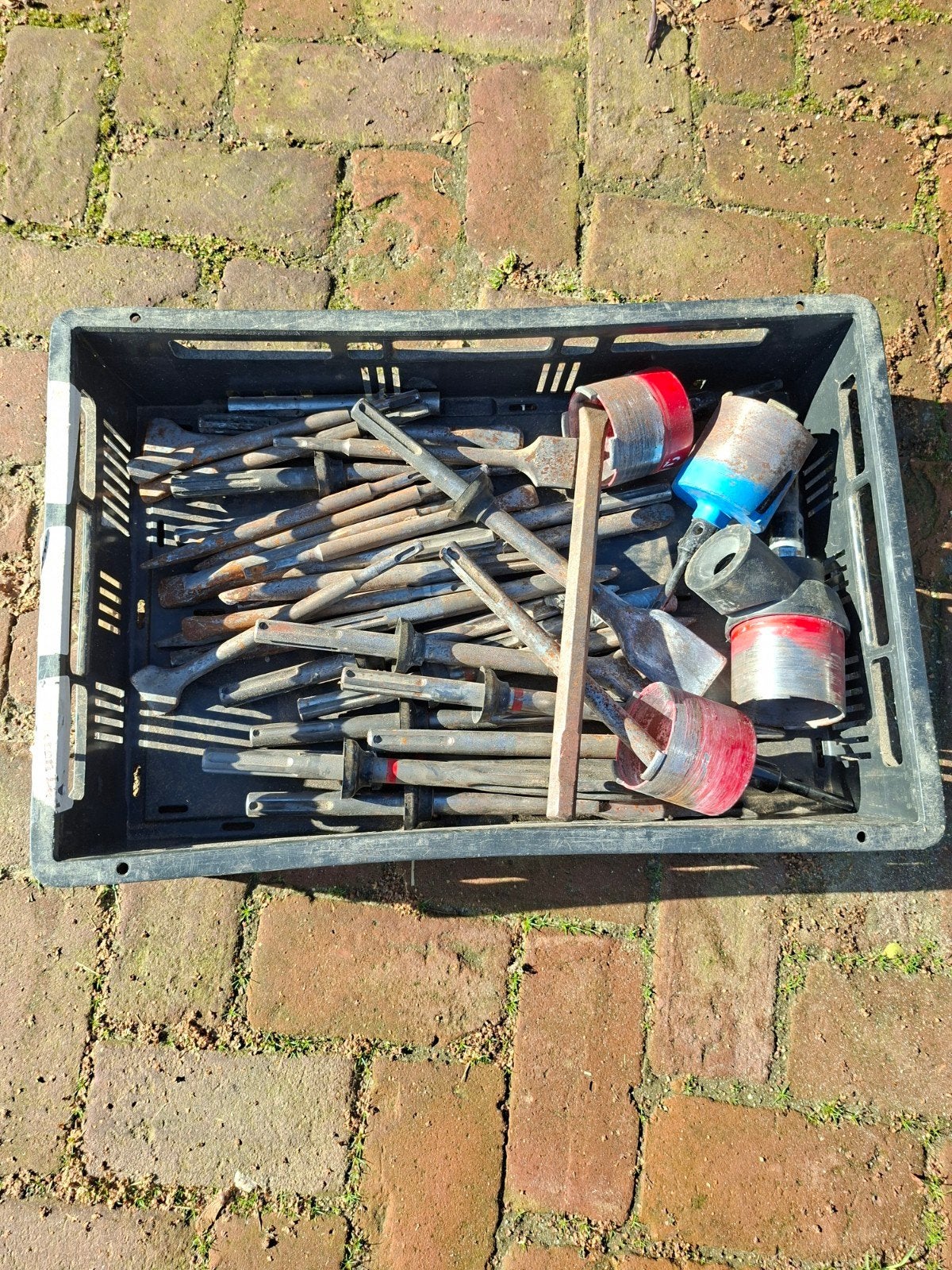 Partij beitels sds en diamant gatenzagen in krat, Ophalen of Verzenden, Gebruikt, Beitel