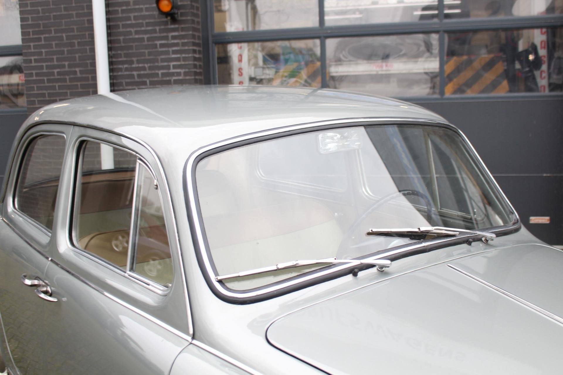 Lancia APPIA Series III Berlina V4 NIEUWSTAAT! RESTORED, foto 6