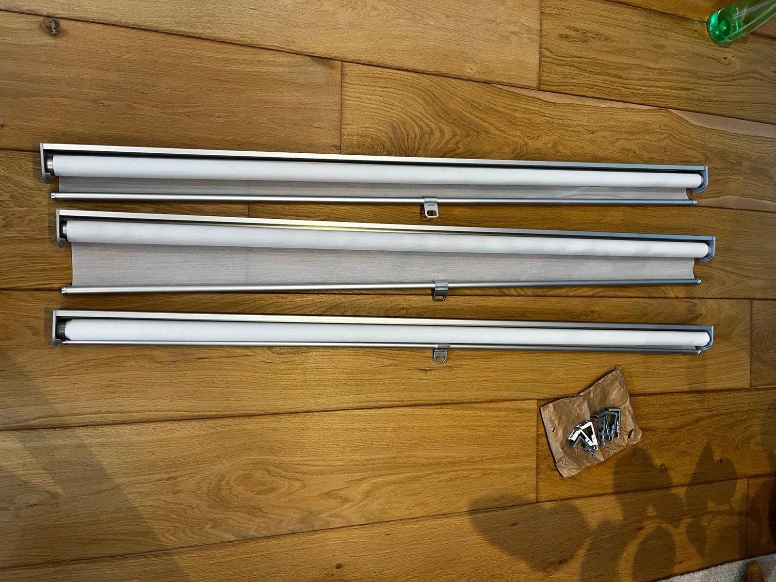 3x IKEA SKOGSKLÖVER rolgordijn 140x195cm wit, Ophalen, Gebruikt, Wit