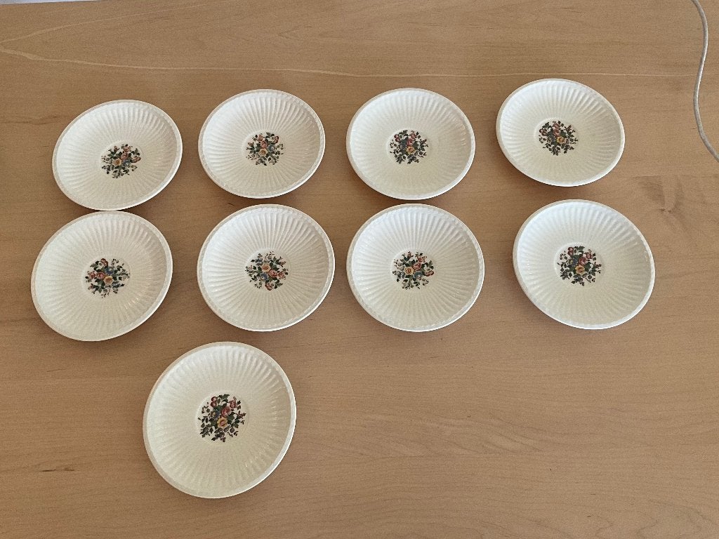 Wedgwood Conway, Klassiek, Ophalen of Verzenden, Zo goed als nieuw, Kop(pen) en/of Schotel(s)