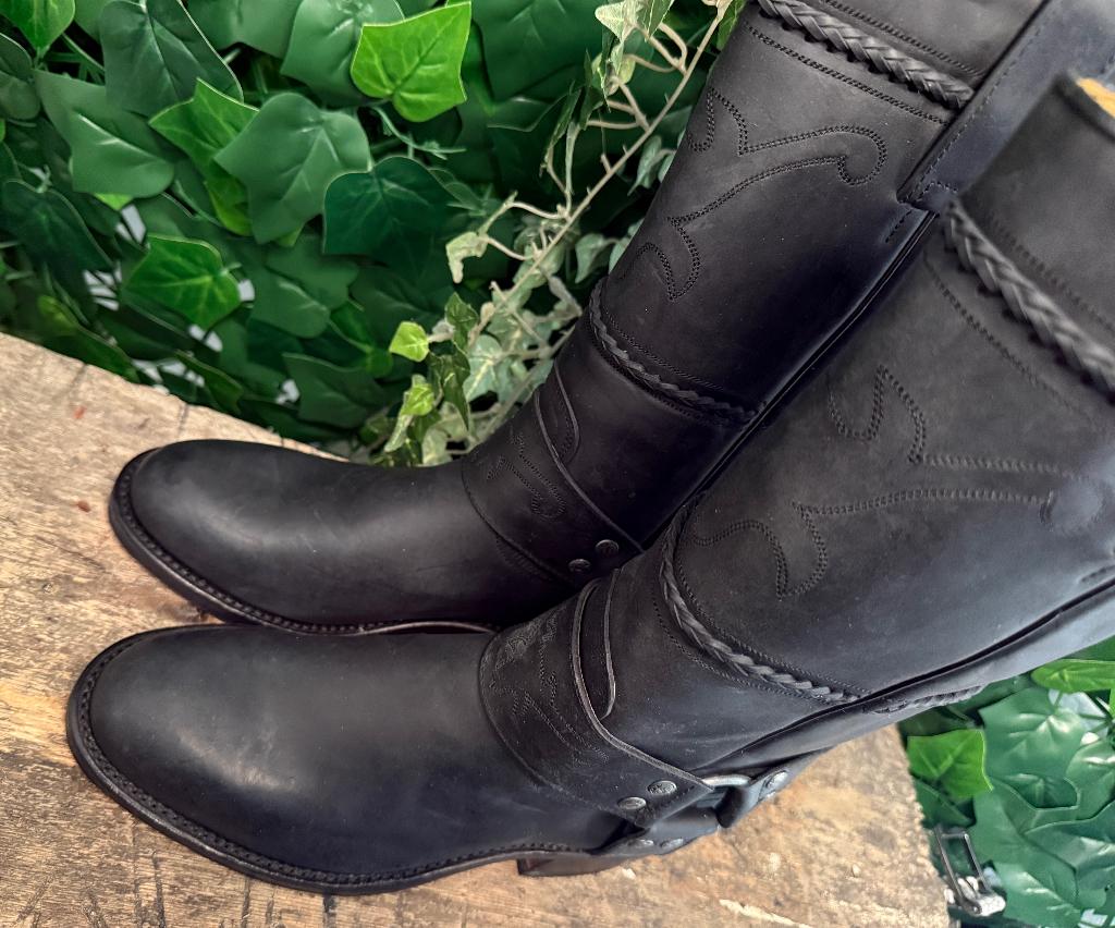 Nieuwe prachtige biker boots van Sendra maat 42, Kleding | Heren, Schoenen, Sendra, Zwart, Boots, Nieuw