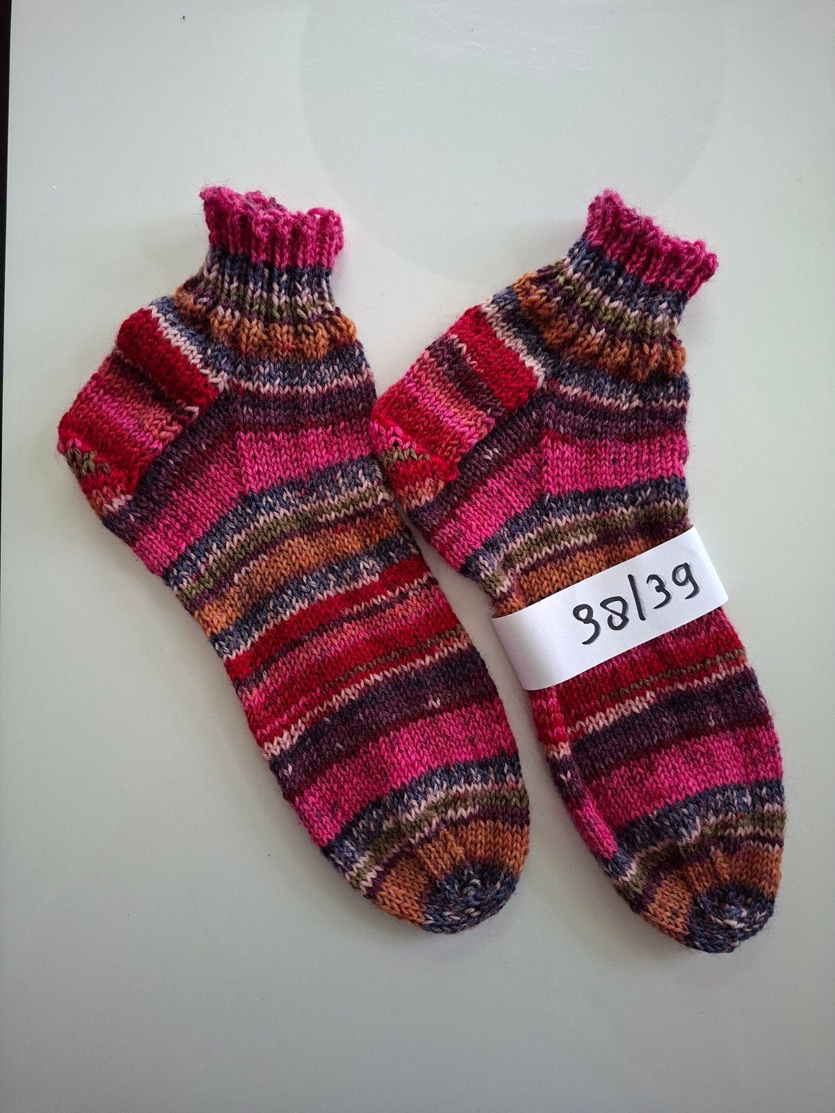 Mooie handgebreide sneaker sokjes, maat 38/39, Kleding | Dames, Sokken en Kniesokken, Overige kleuren, Nieuw, Ophalen of Verzenden