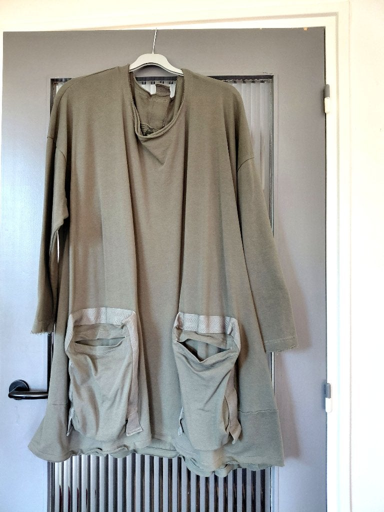 Rundholz BL kaki tuniek katoen oversized M met zakken., Blouse of Tuniek, Zo goed als nieuw, Groen, Verzenden