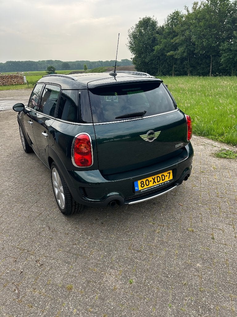 Mini Countryman 1.6 Cooper S All4 2011 British Racing Green, 1355 kg, 188 pk, 15 km/l, 750 kg