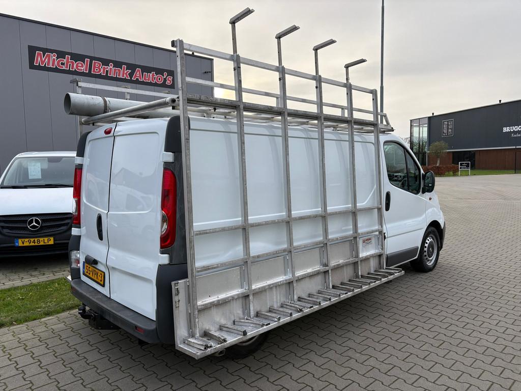 Opel Vivaro 2.0 CDTI L2H1 Glaswagen Youngtimer, Voorwielaandrijving, Stof, Zwart, Wit