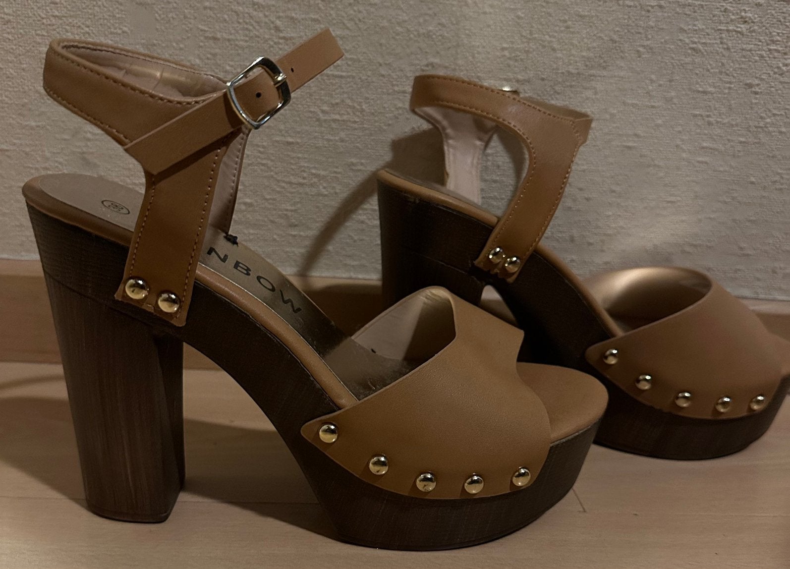 Vintage, pumps met houten zolen, maat 38, nieuw, Ophalen of Verzenden, Zo goed als nieuw