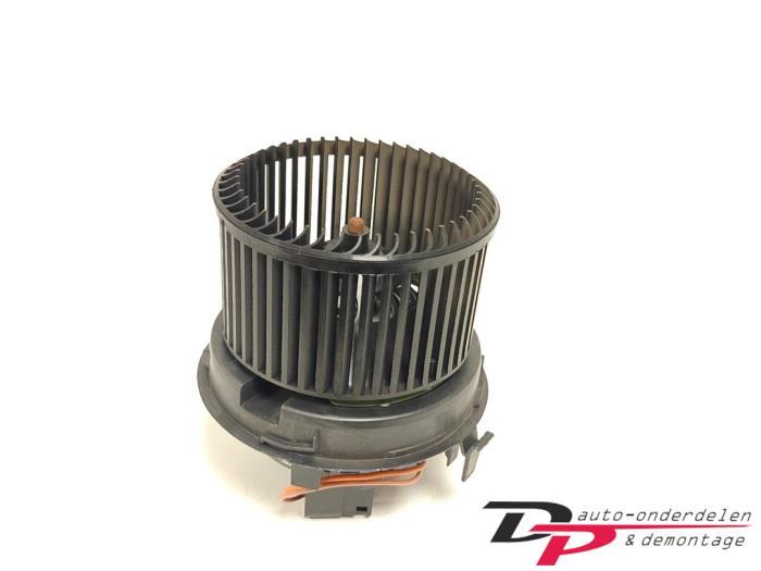 Kachel Ventilatiemotor van een Peugeot 108, Gebruikt, -, -, Ophalen of Verzenden