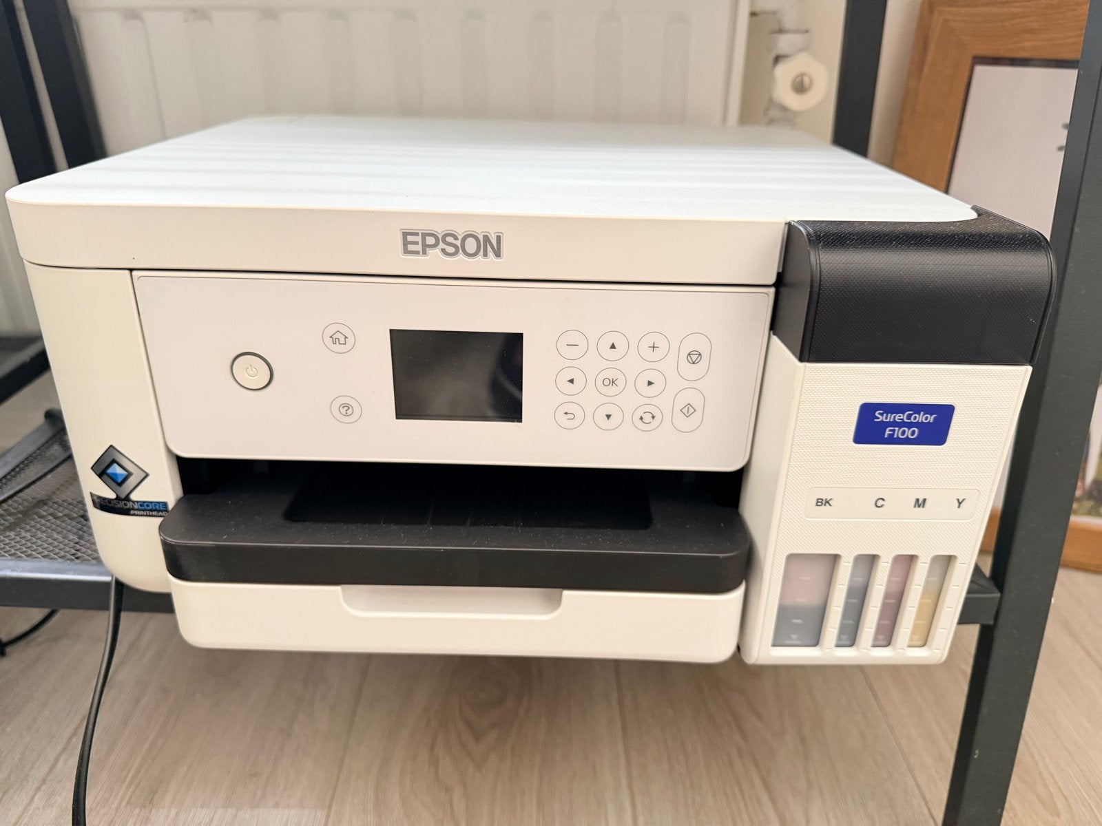 Epson SureColor F100 All-in-One Sublimatieprinter, Ophalen, Inkjetprinter, All-in-one, Kleur printen