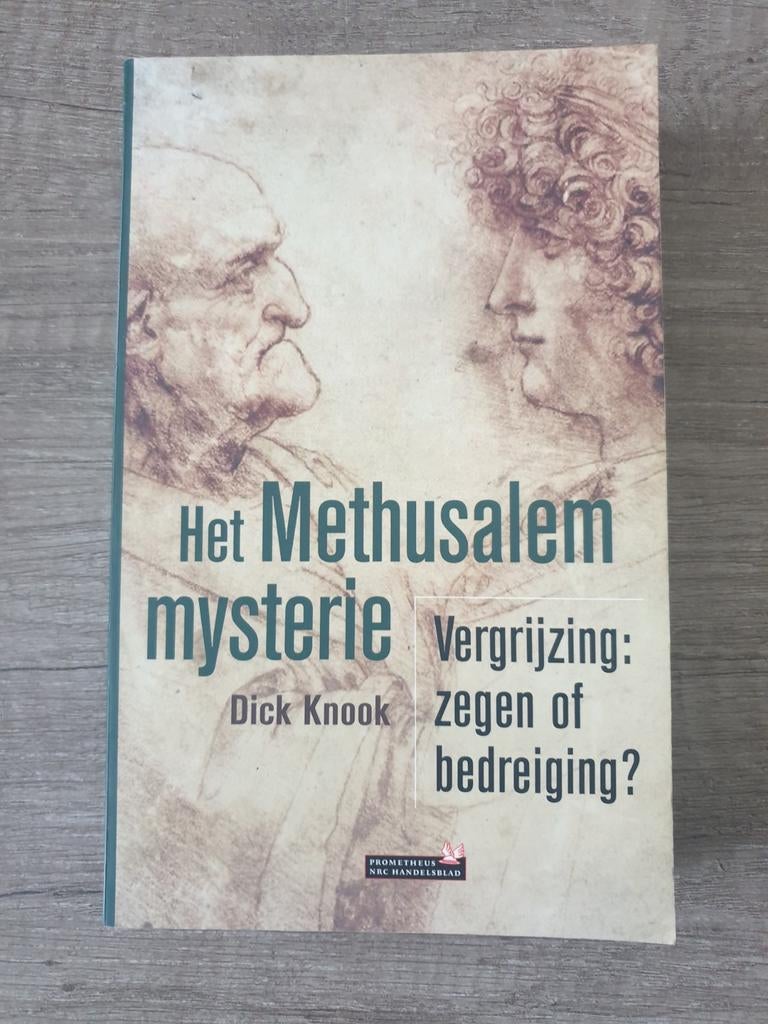 Het Methusalem Mysterie - Vergrijzing: zegen of bedreiging?, Ophalen of Verzenden, Gelezen, Dick Knoop