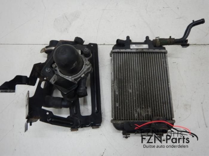 Audi RS4 8K Extra Koeler + Pomp Links, Ophalen of Verzenden, Gebruikt