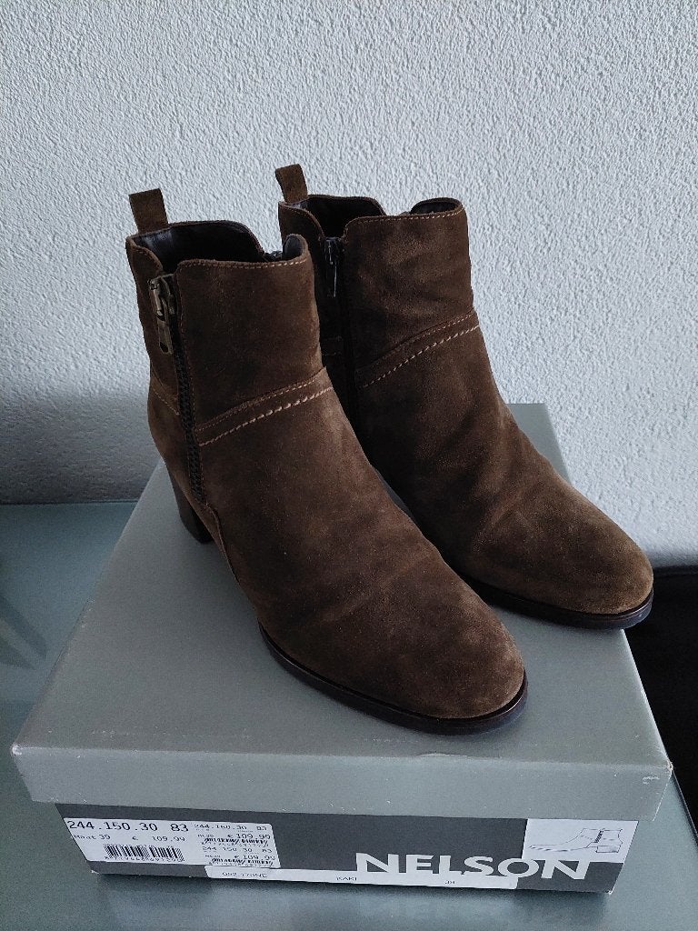 Mooie nieuwe mosgroene enkel laarsjes van de Nelson maat 39., Ophalen of Verzenden, Nelson, Groen, Sneakers of Gympen