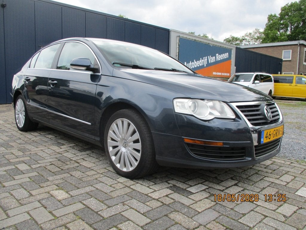 Volkswagen Passat 2.0 TFSI Highl. Bns Leer schuifdak., Auto's, Volkswagen, Gebruikt, 1984 cc, Blauw, Leder