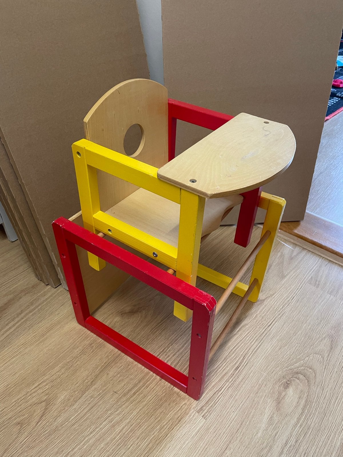 Gratis: Vintage houten poppenstoeltje - Gebruikt, Ophalen, Gebruikt, Overige typen