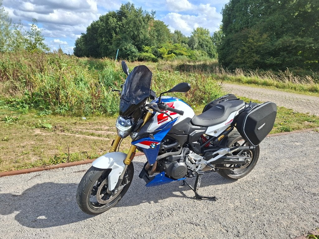 BMW F900R, Motoren, Motoren | BMW, 2 cilinders, Occasion, Handvatverwarming, Motorrijbewijs A