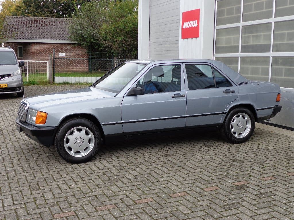 Mercedes 190 E 1984 met slechts 81265 KM 1 eigenaar, foto 3