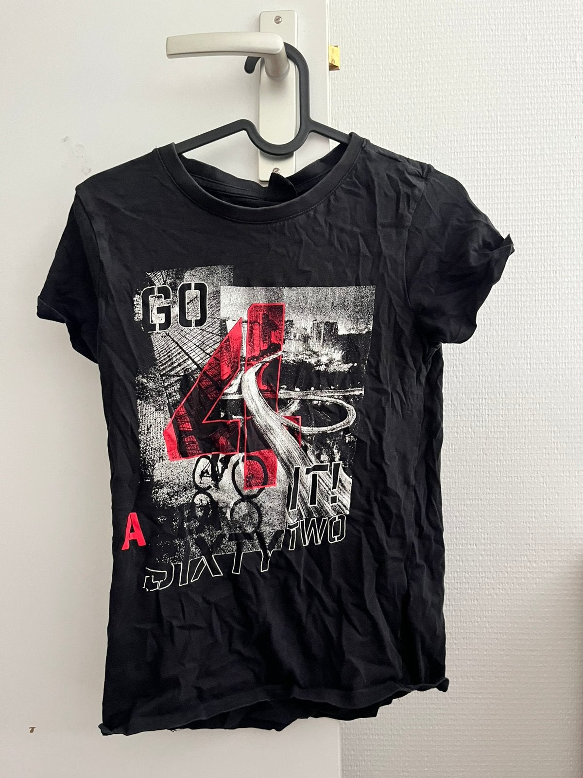Chapter Young T-shirt zwart met print, maat 146/152, Ophalen of Verzenden, Zo goed als nieuw, Jongen, Shirt of Longsleeve