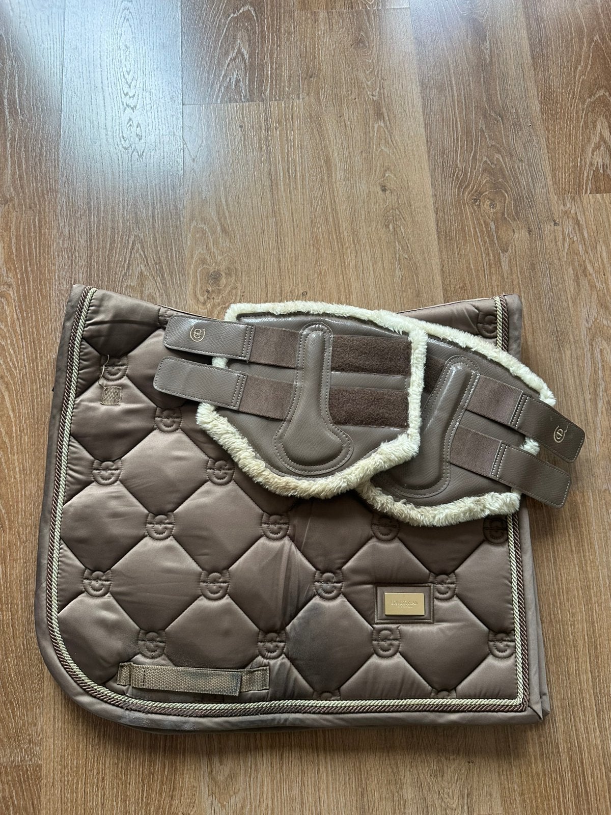 Equestrian Stockholm Champagne set full, Dieren en Toebehoren, Ophalen of Verzenden, Zo goed als nieuw