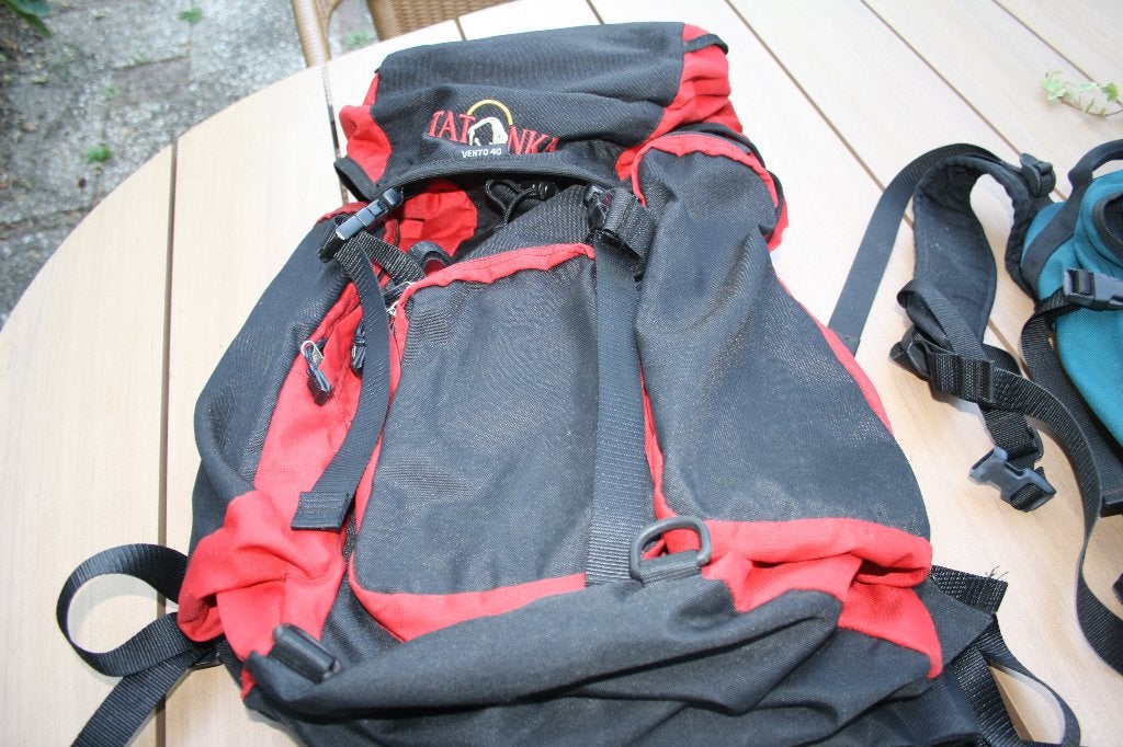 rugzak Tatonka vento 40 (rood), Ophalen of Verzenden, Zo goed als nieuw, Overige merken, Waterdicht