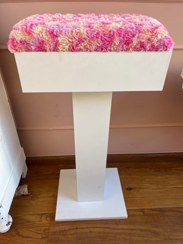 Grappig zelfgemaakt make-up tafeltje voor meidenkamer, Ophalen, Minder dan 50 cm, Gebruikt, 100 tot 150 cm