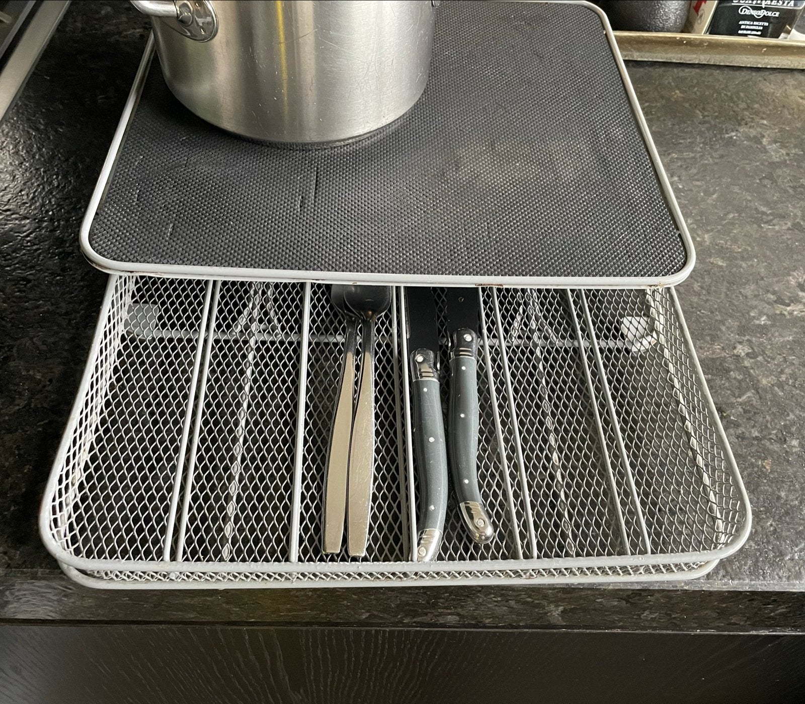 Metalen bestek organizer met antislip mat, Ophalen of Verzenden, Gebruikt, Rvs of Chroom
