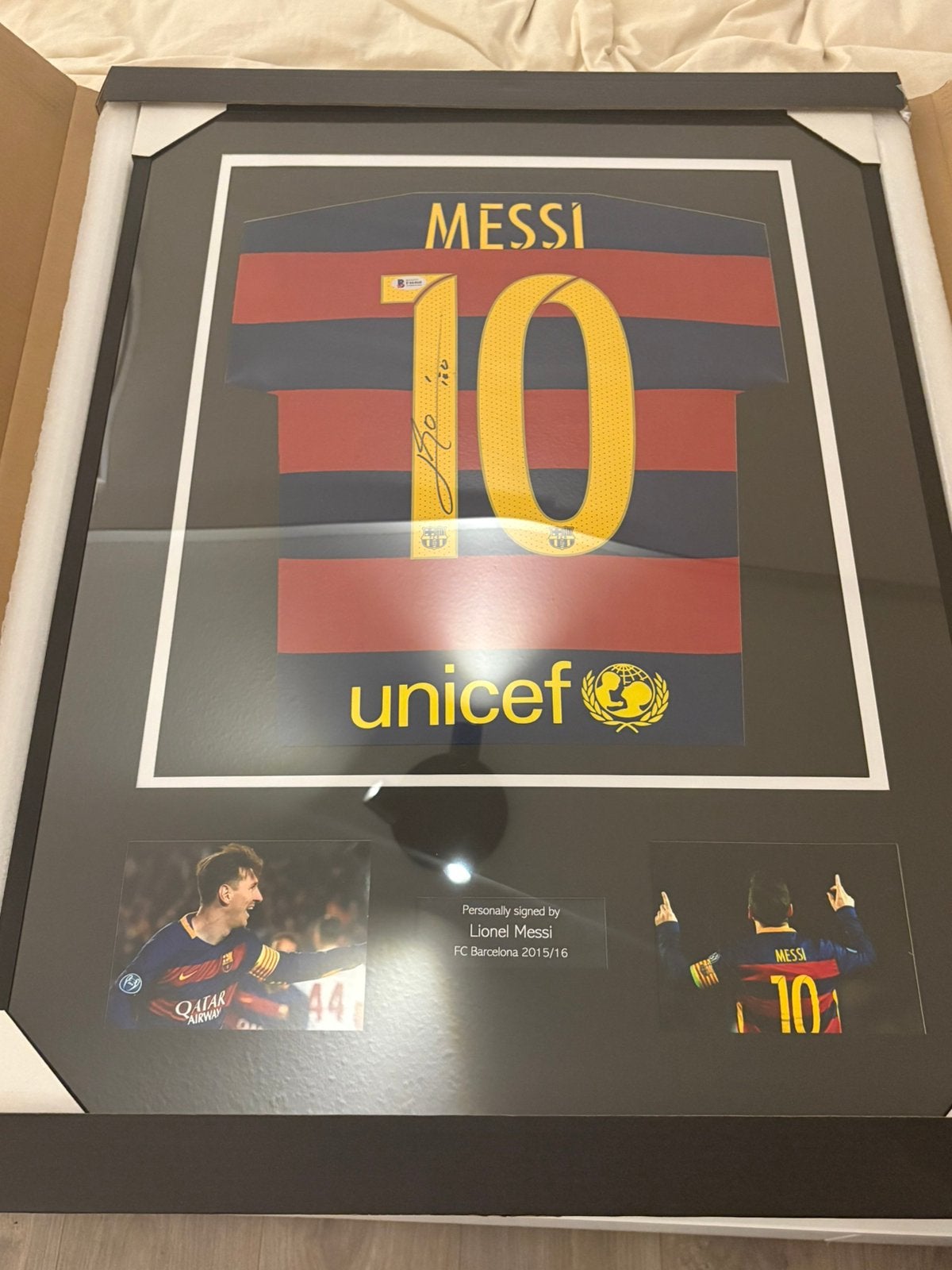 Lionel Messi Barcelona 2015/16 gesigneerd shirt Beckett, Verzamelen, Ophalen of Verzenden, Zo goed als nieuw, Buitenlandse clubs