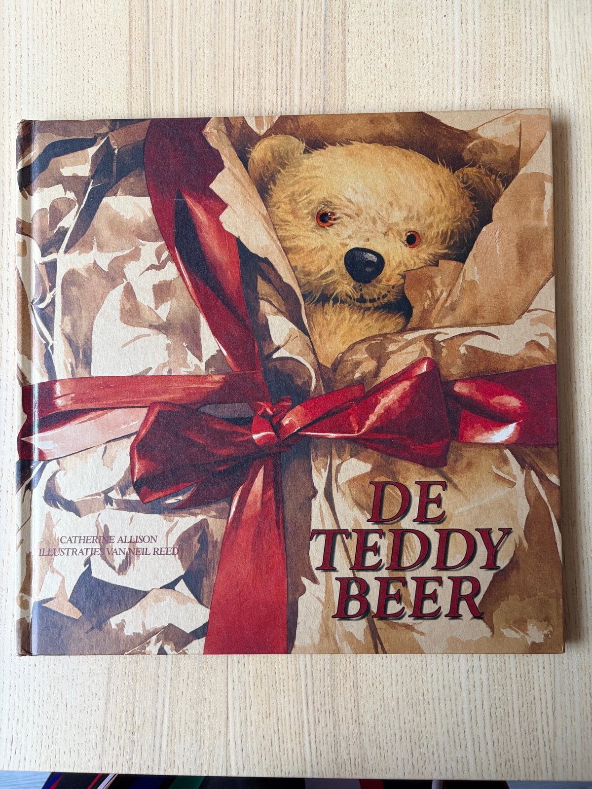 De Teddy Beer - Catherine Allison (Lichte sporen rug), Ophalen of Verzenden, Gelezen