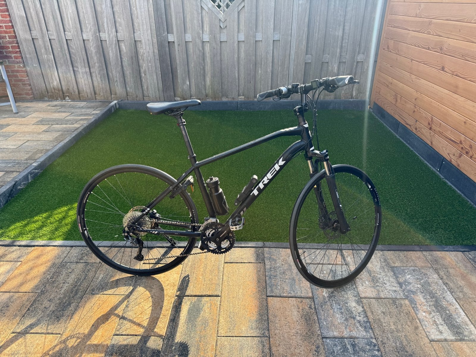 Trek 8.4 DS Hybride Fiets - Zo goed als nieuw, 28 inch, Vering, Zo goed als nieuw, Meer dan 20 versnellingen